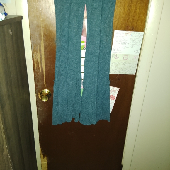 OUT FROM UNDER Urban Outfitters Aria Seamed Flare Leggings - Small 🆕 - Picture 7 of 11